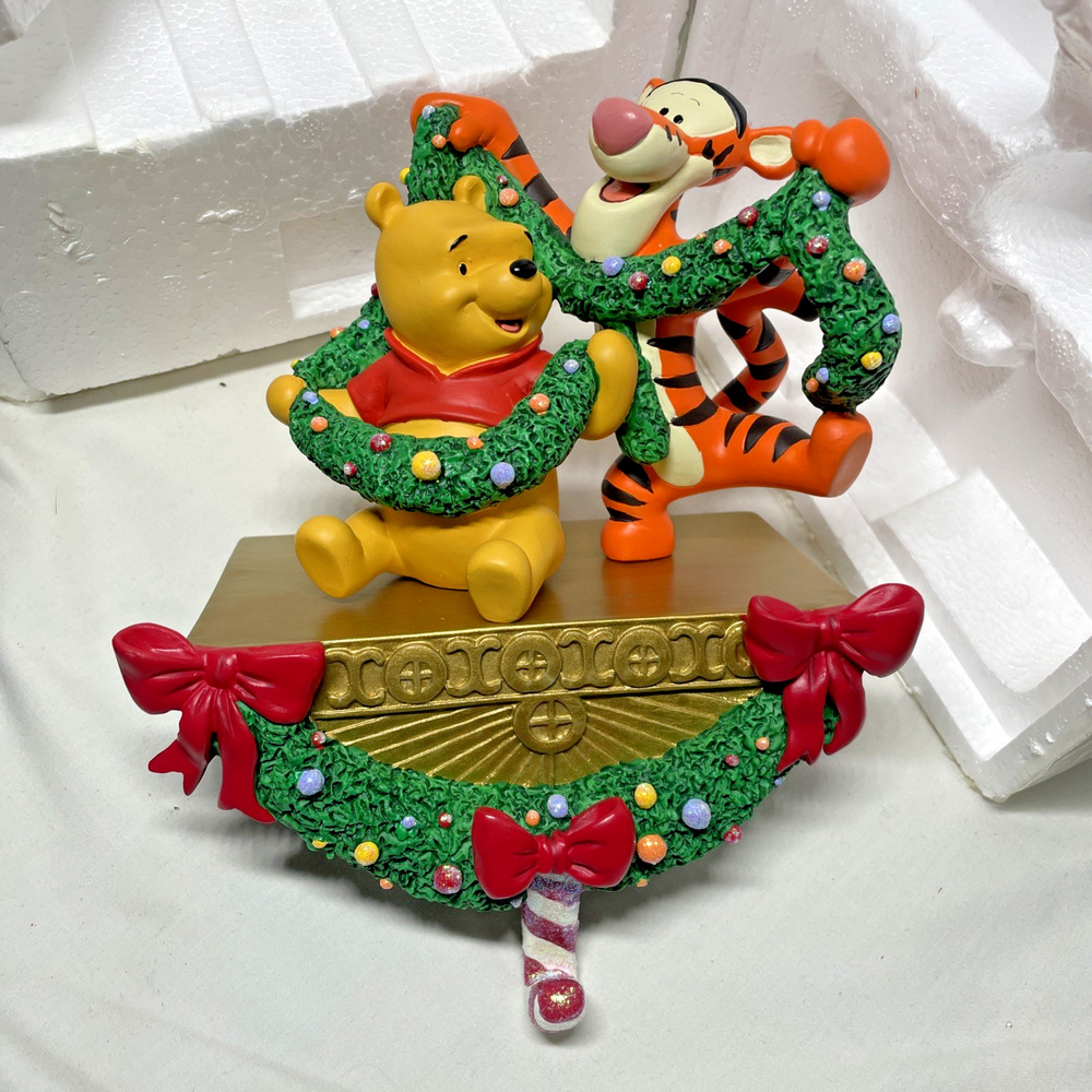 Disney Store Winnie Pooh & Tigger Christmas Stocking Holder Hanger Vtg w/Box